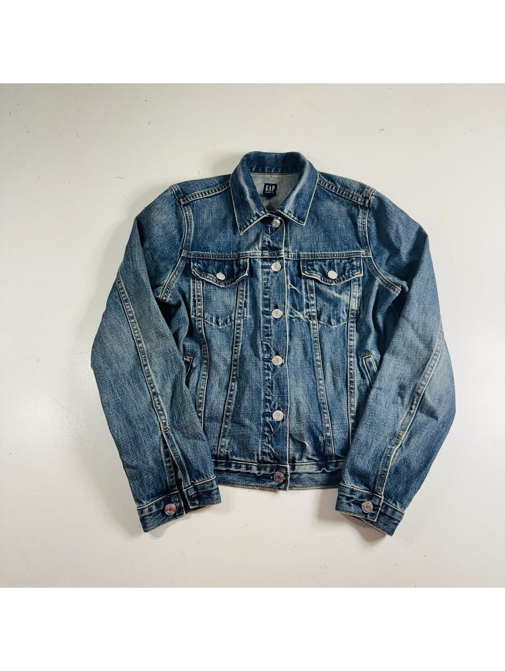 Gap Denim Jacket Women’s Size Small 2 Pocket Metal Buttons Trucker